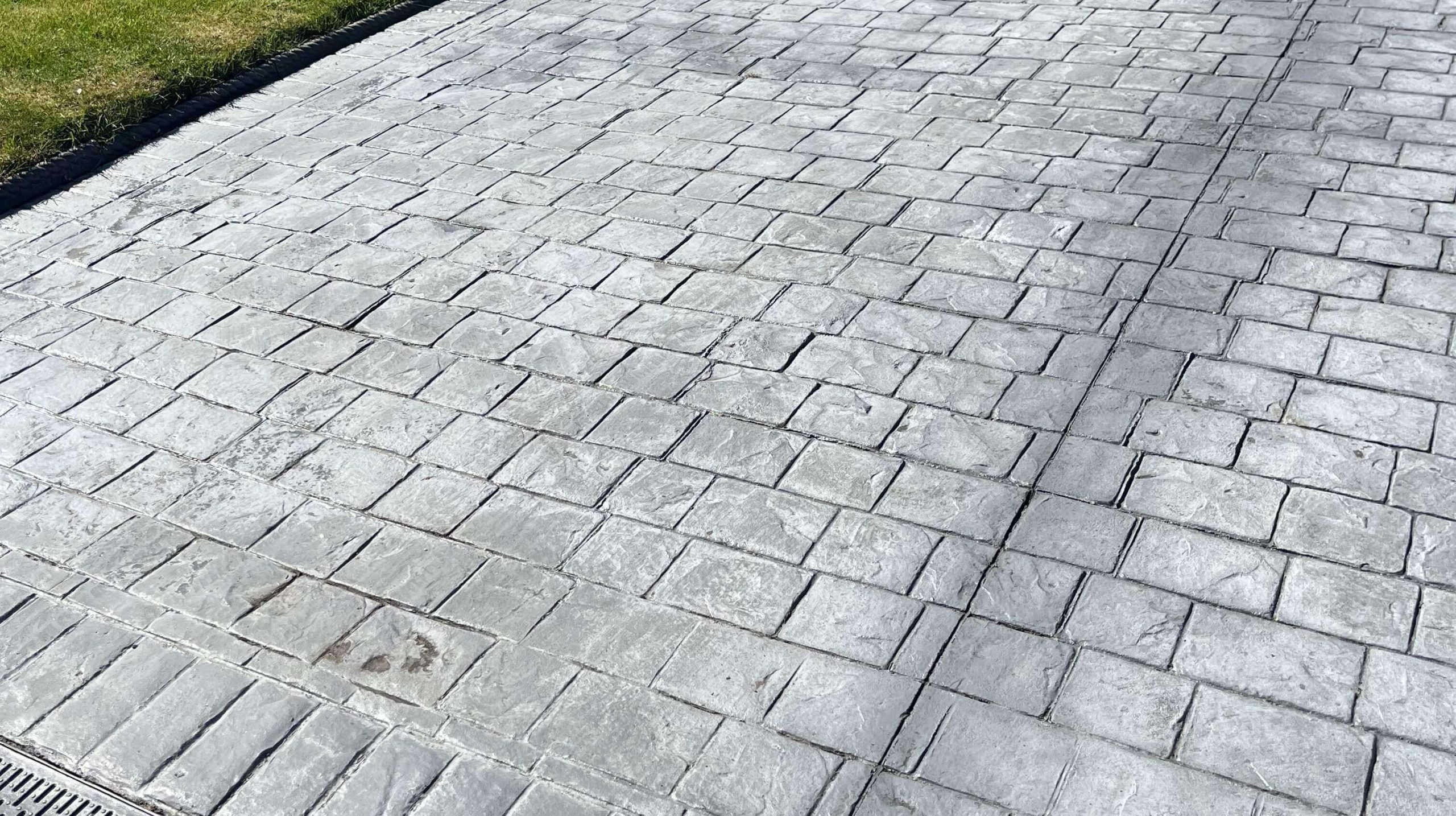 Pattern Imprinted Concrete Driveway InstallersLee SE12